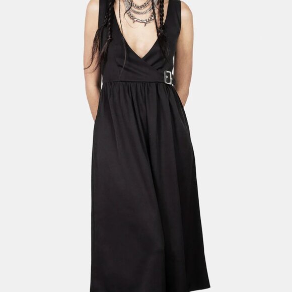 Belladonna Wrap Suspender Midi Dress - Picture 5 of 5